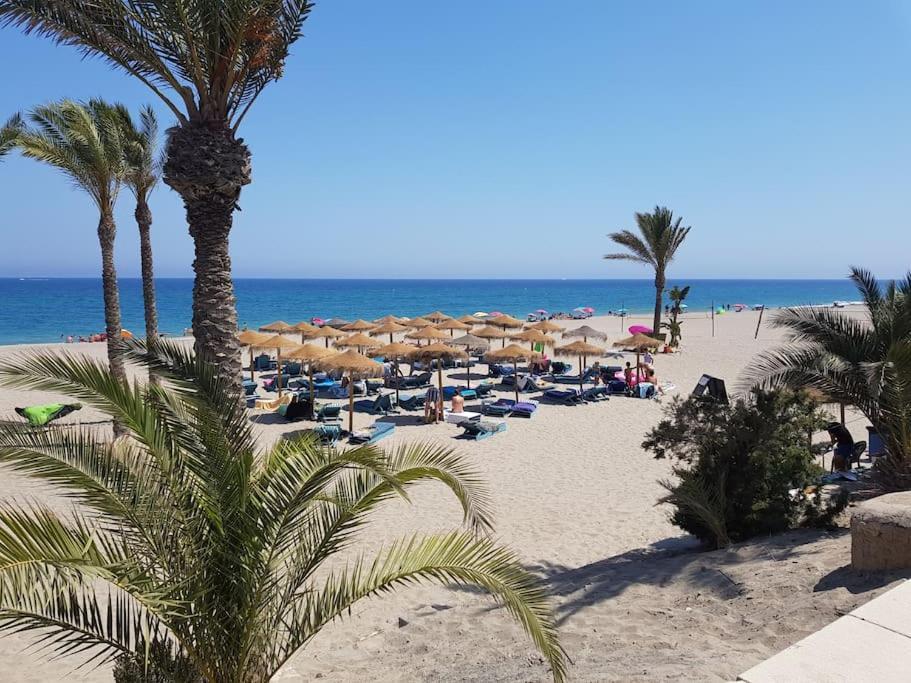 Apartament Sea View Cozy La Tanita *